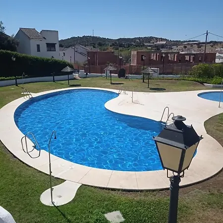 Bonita Casa A Estrenar En Paraje Natural A 35 Minutos De Sevilla Дом отдыха